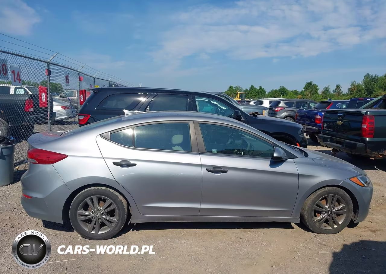 2017 Hyundai Elantra Se VIN:5NPD84LF2HH012523 - 13