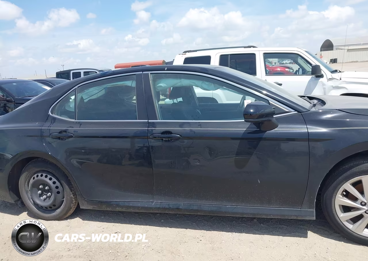 2023 Toyota Camry Le VIN:4T1C11AK8PU817912 - 13