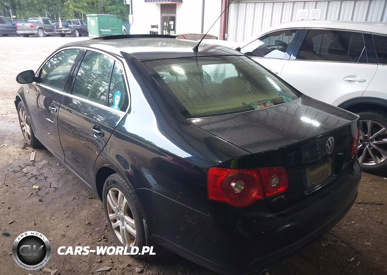 2007 Volkswagen Jetta Wolfsburg Edition VIN:3VWEG81K97M088812 - 3