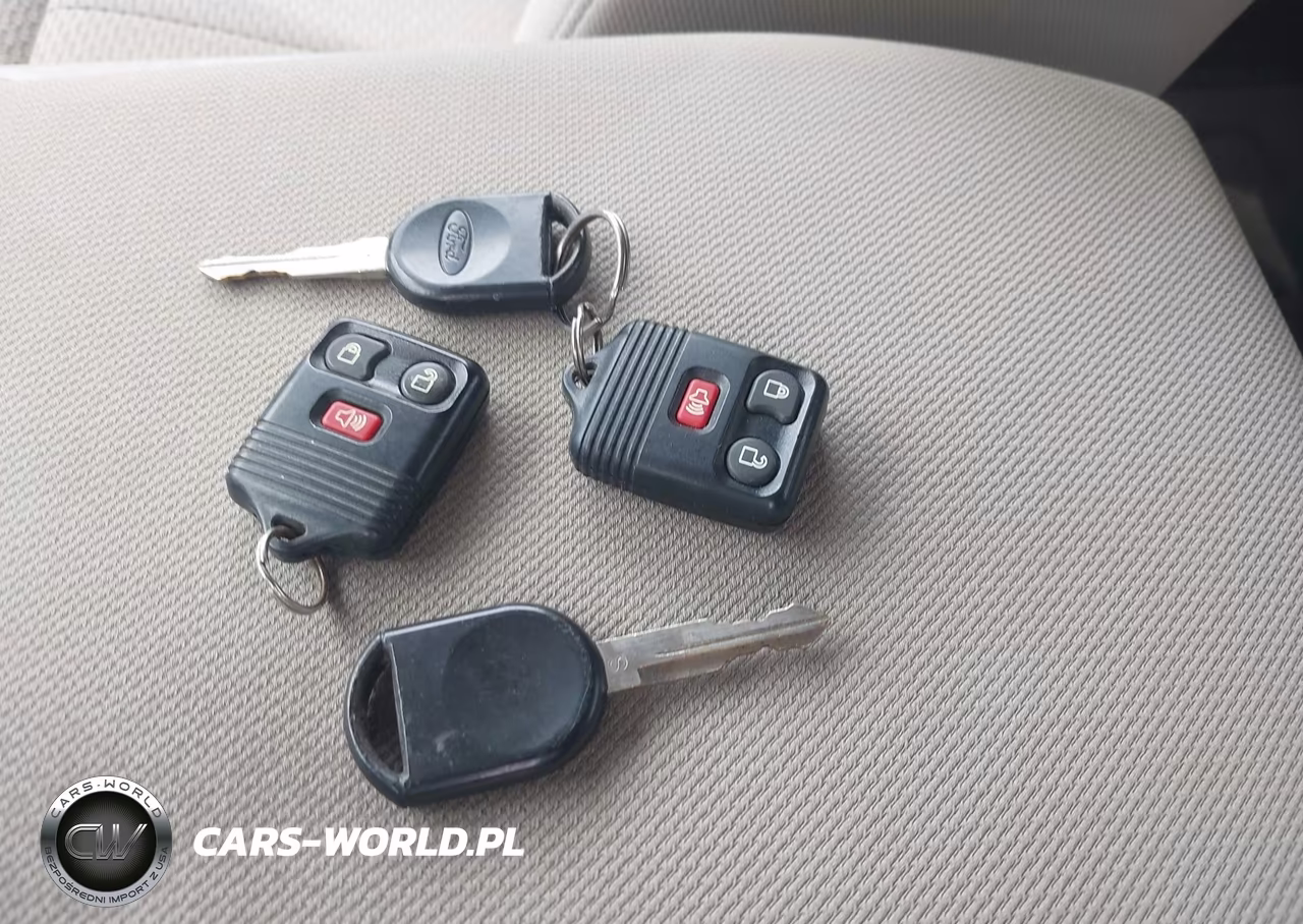 2010 Ford F-150 Fx4-Harley-Davidson-King Ranch-Lariat-Platinum-Xl-Xlt VIN:1FTFW1EV7AKC19644 - 11