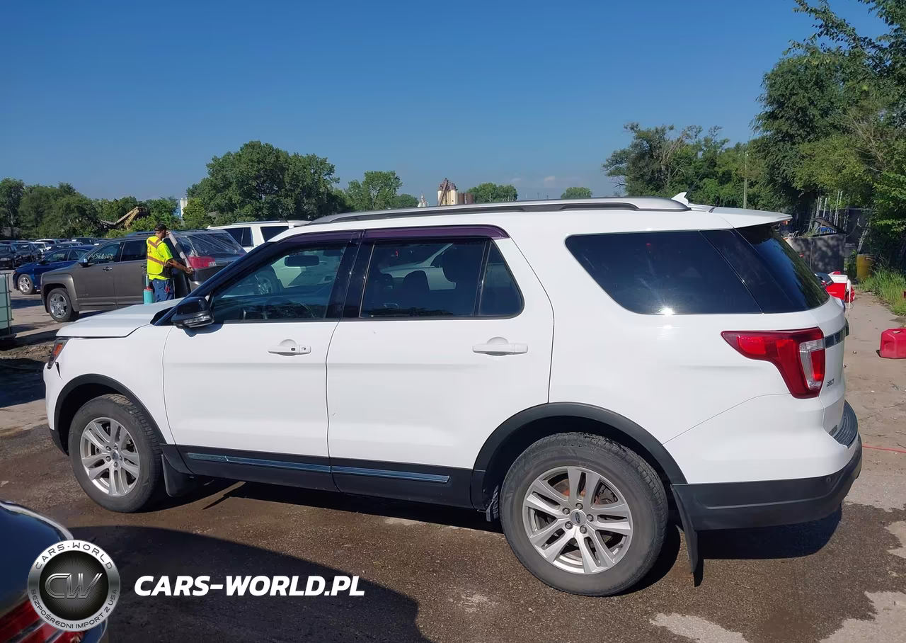 2018 Ford Explorer Xlt VIN:1FM5K8DH6JGA42286 - 14