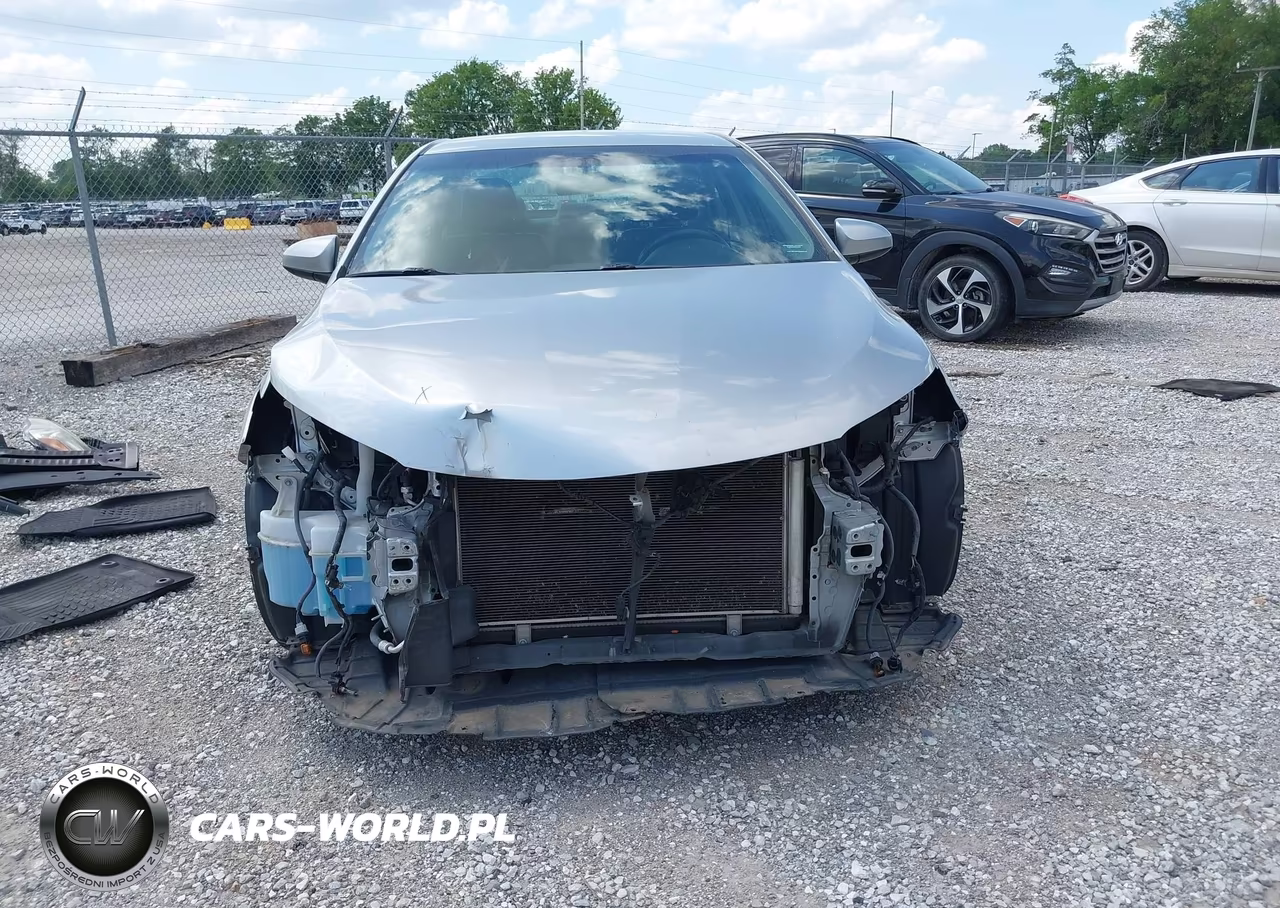 2015 Toyota Camry Se VIN:4T1BF1FK7FU892542 - 13