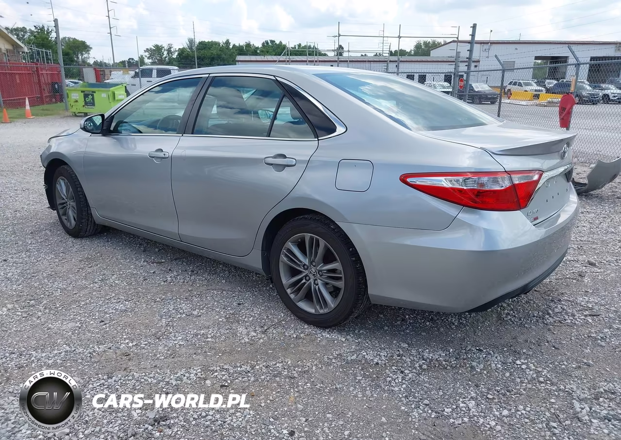 2015 Toyota Camry Se VIN:4T1BF1FK7FU892542 - 3