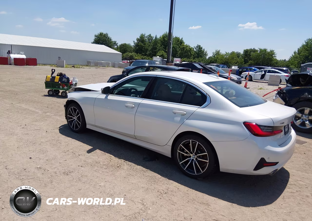 2020 BMW 330I xDrive VIN:3MW5R7J01L8B11621 - 3