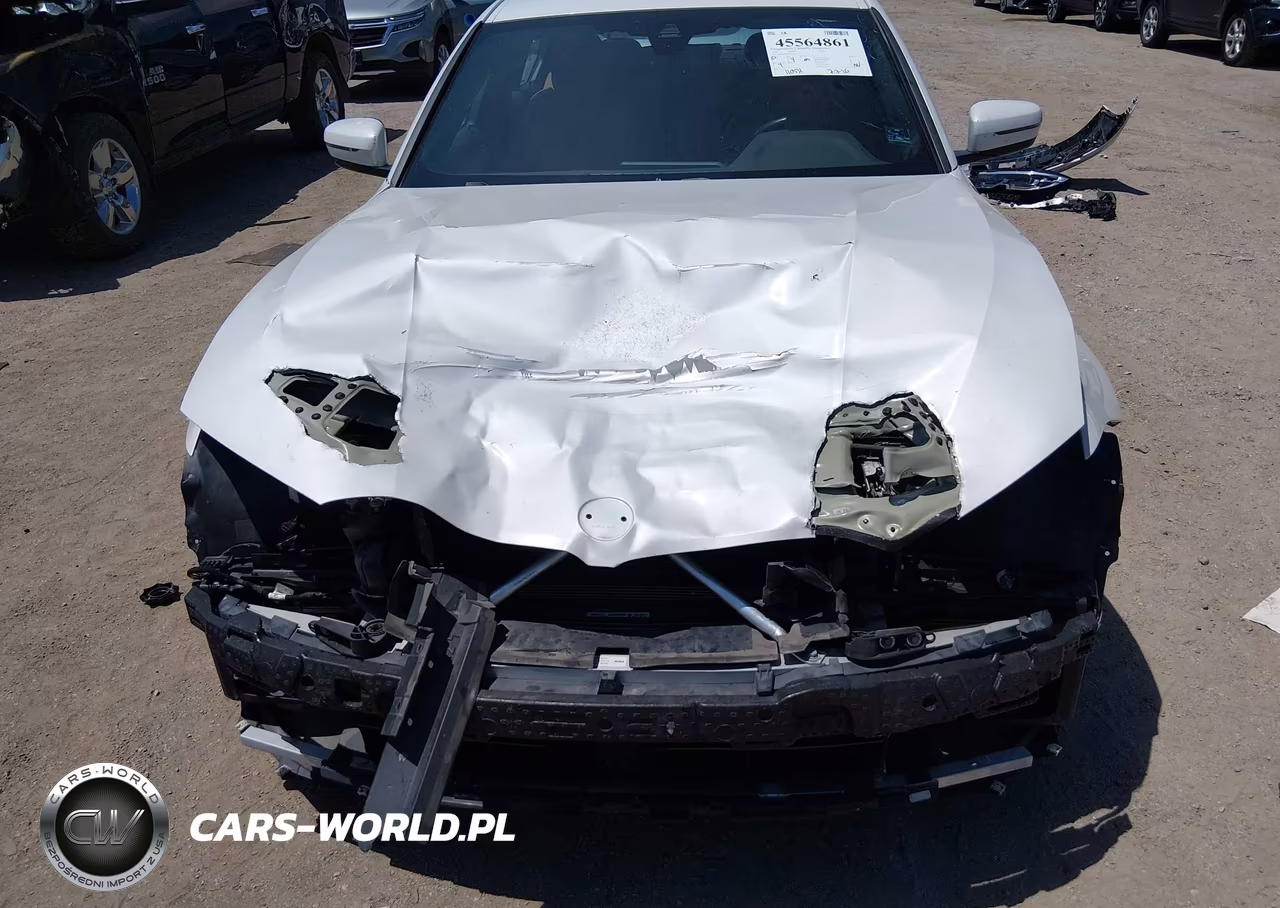 2020 BMW 330I xDrive VIN:3MW5R7J01L8B11621 - 6