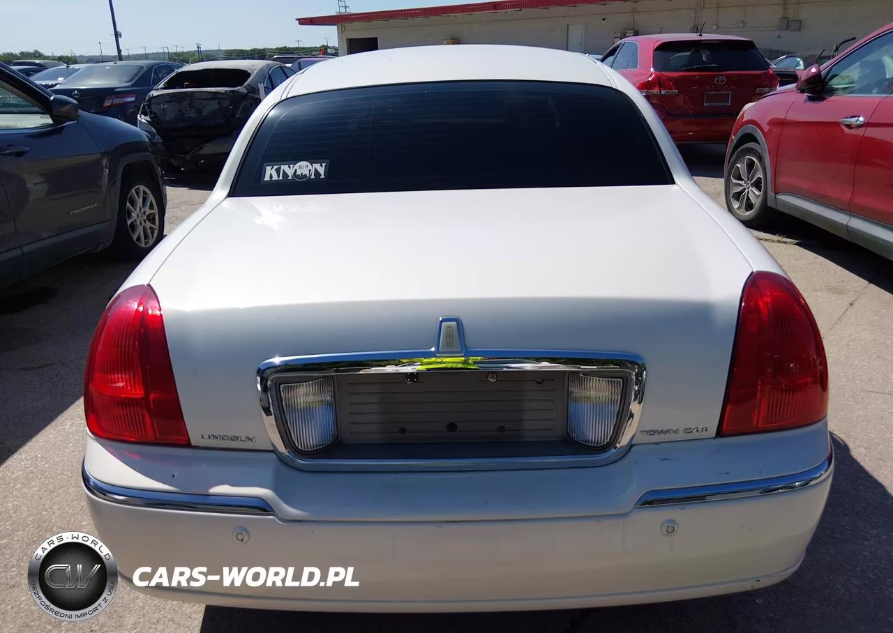 2003 Lincoln Town Car Cartier L VIN:1LNHM85W83Y632054 - 16