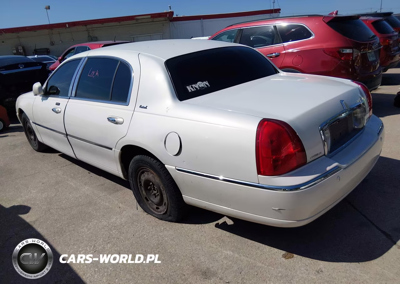 2003 Lincoln Town Car Cartier L VIN:1LNHM85W83Y632054 - 3