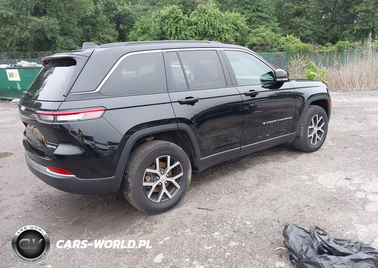 2025 Jeep Grand Cherokee Limited 4X4 VIN:1C4RJHBGXSC296000 - 4