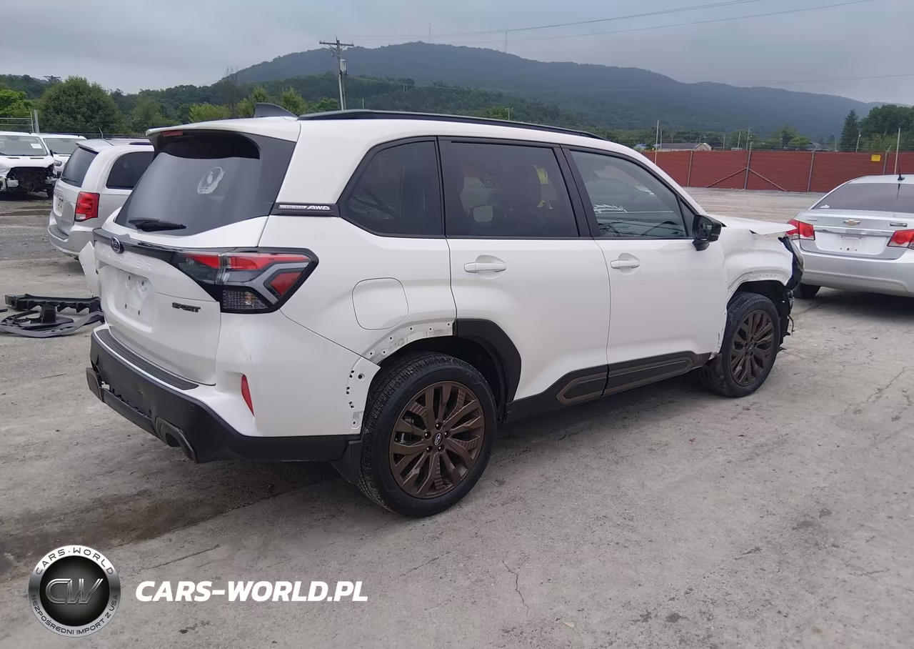 2025 Subaru Forester Sport VIN:JF2SLDHC7SH580553 - 4