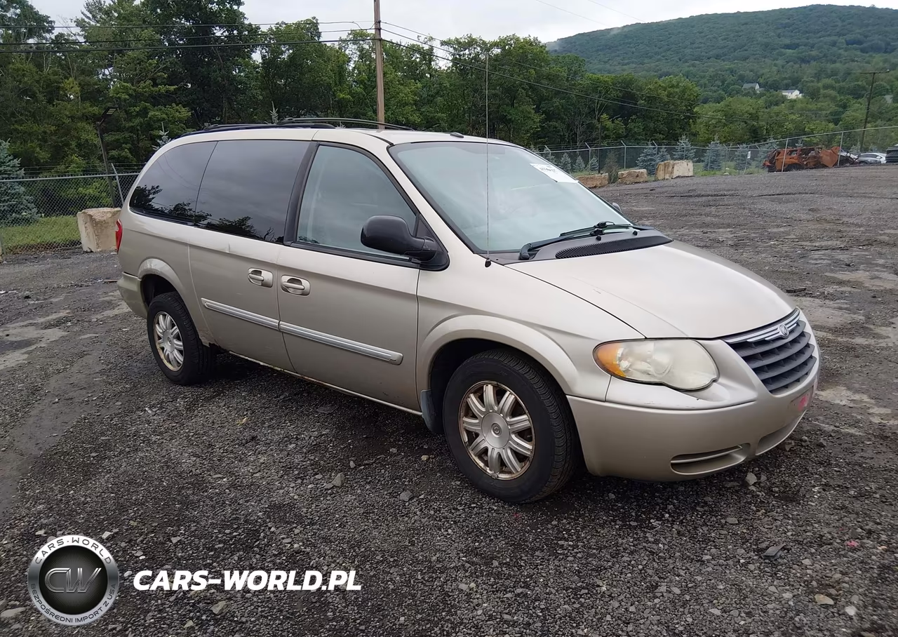 2006 Chrysler Town & Country Touring