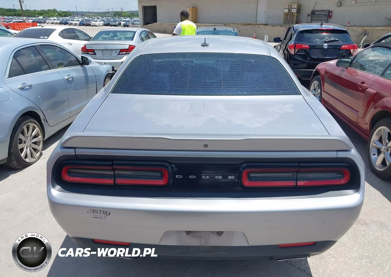 2015 Dodge Challenger Sxt Plus VIN:2C3CDZBG1FH719220 - 16