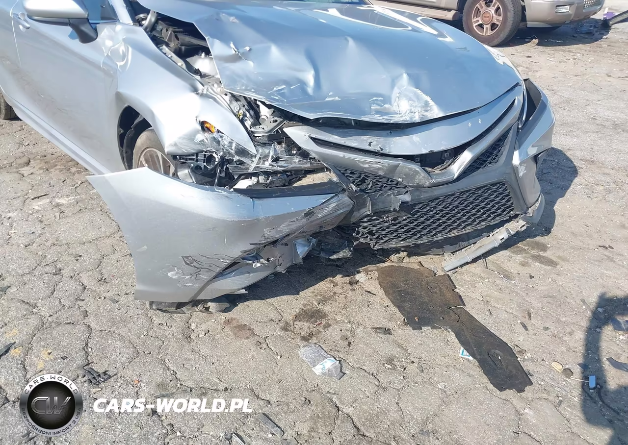 2020 Toyota Camry Se VIN:4T1G11AK8LU369165 - 6