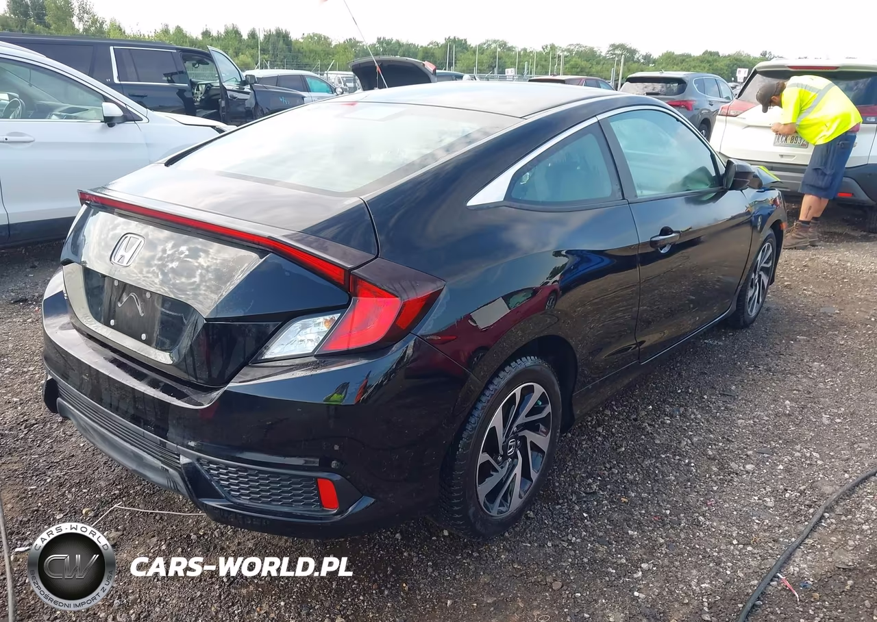 2016 Honda Civic Lx-P VIN:2HGFC4B02GH305450 - 4
