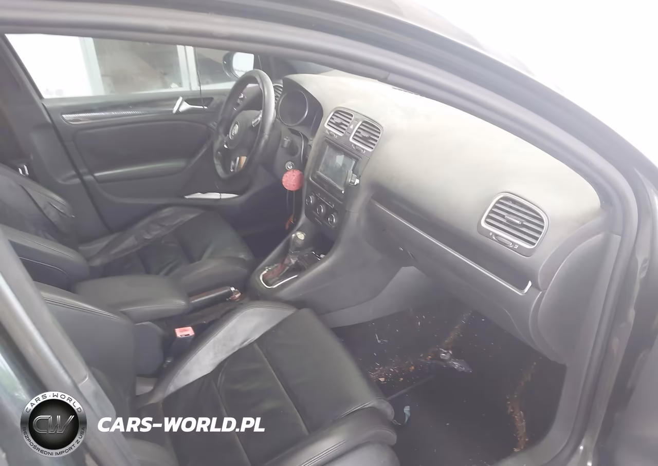2014 Volkswagen Gti VIN:WVWHD7AJXEW010689 - 5