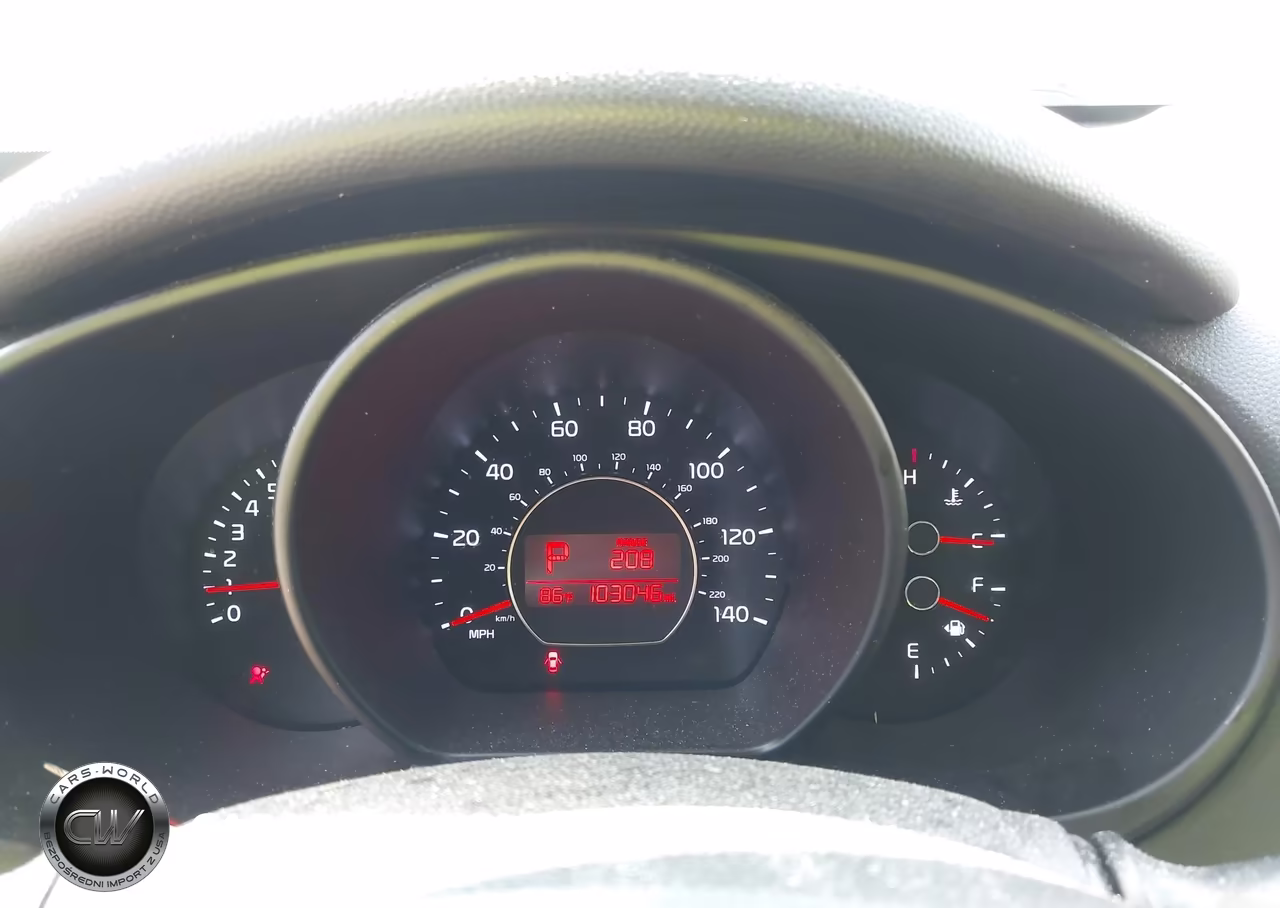 2016 Kia Soul VIN:KNDJN2A23G7290320 - 7