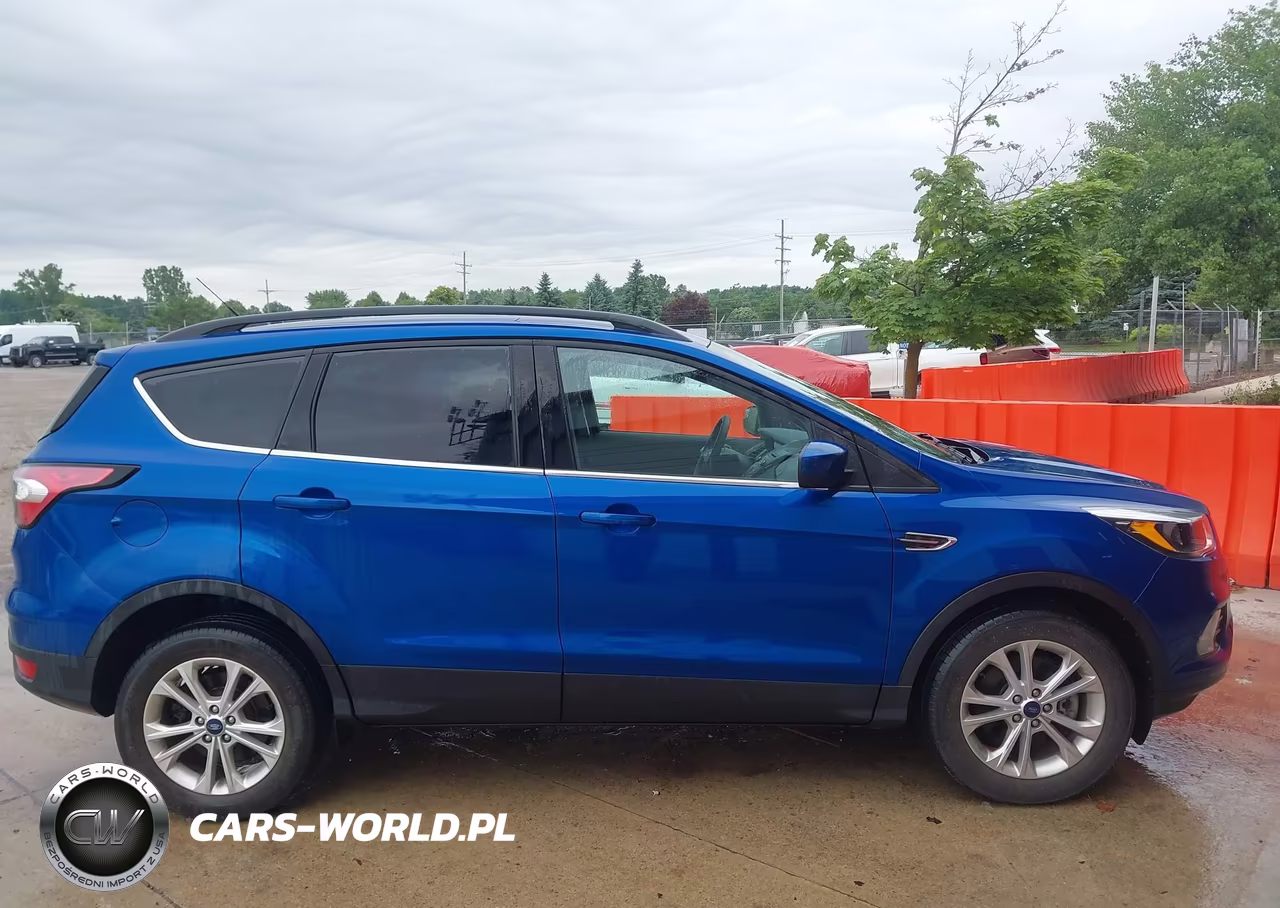 2018 Ford Escape Se VIN:1FMCU9GDXJUD31060 - 14