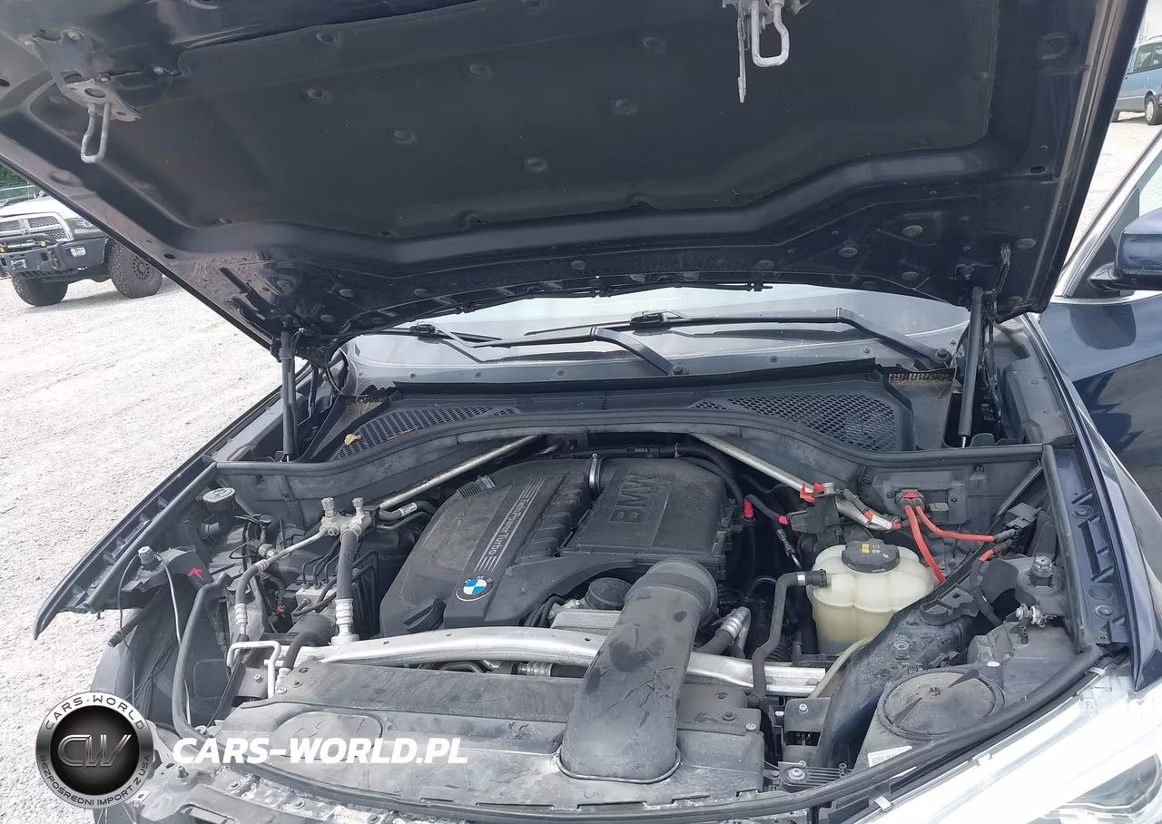 2017 BMW X5 xDrive35I VIN:5UXKR0C56H0V50156 - 10