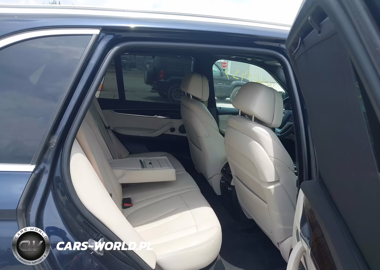 2017 BMW X5 xDrive35I VIN:5UXKR0C56H0V50156 - 8