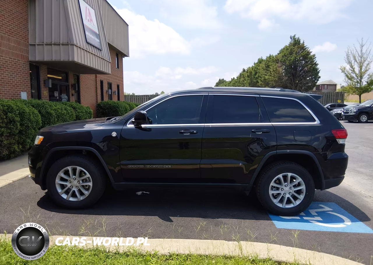 2021 Jeep Grand Cherokee Laredo E 4X4 VIN:1C4RJFAG4MC793701 - 15