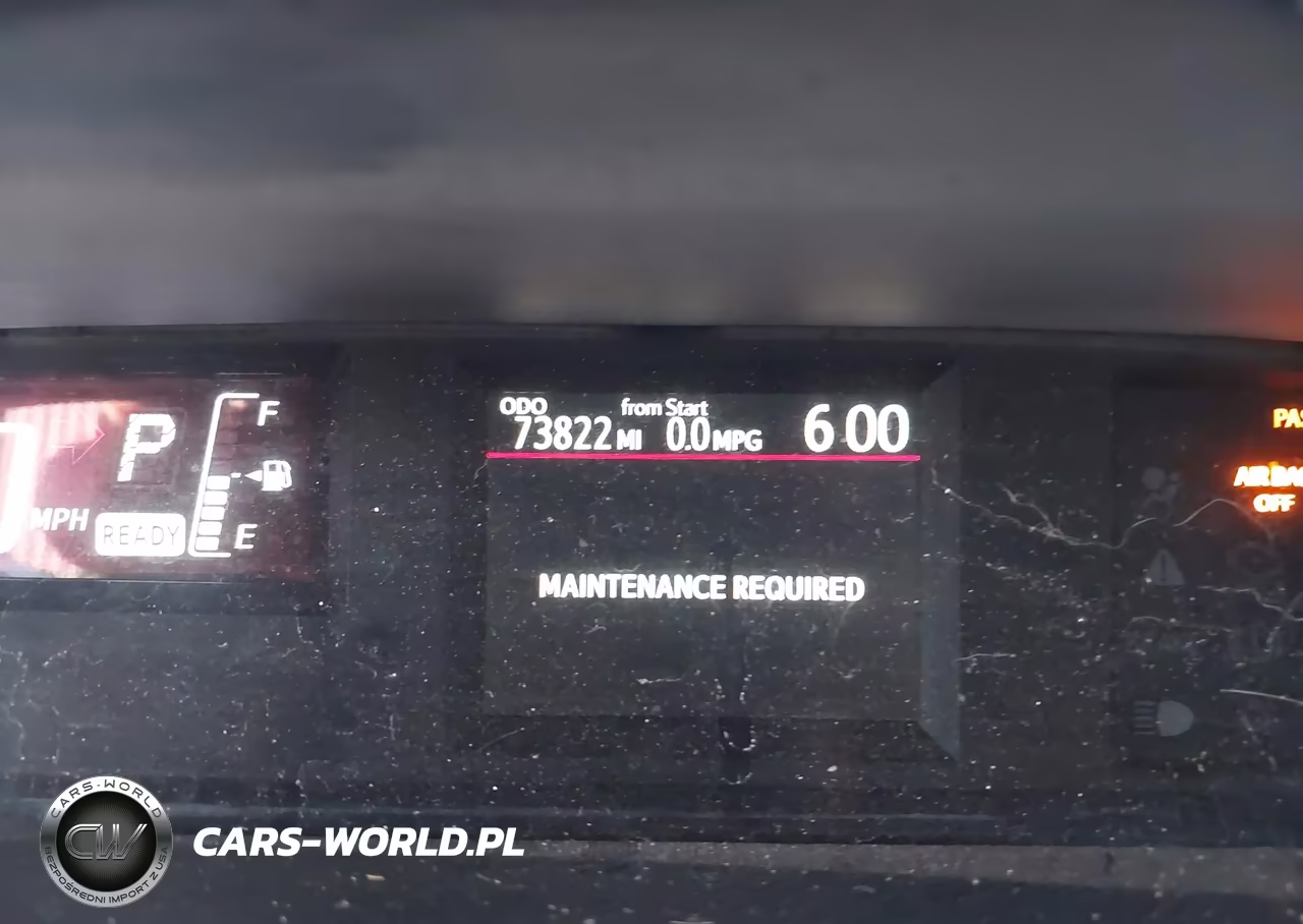 2017 Toyota Prius C Two VIN:JTDKDTB33H1595695 - 16