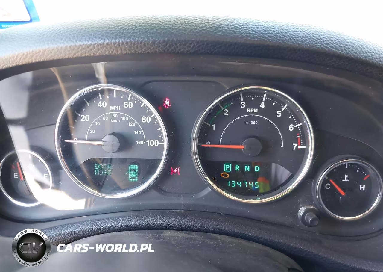 2012 Jeep Wrangler Unlimited Rubicon VIN:1C4BJWFG3CL167713 - 7