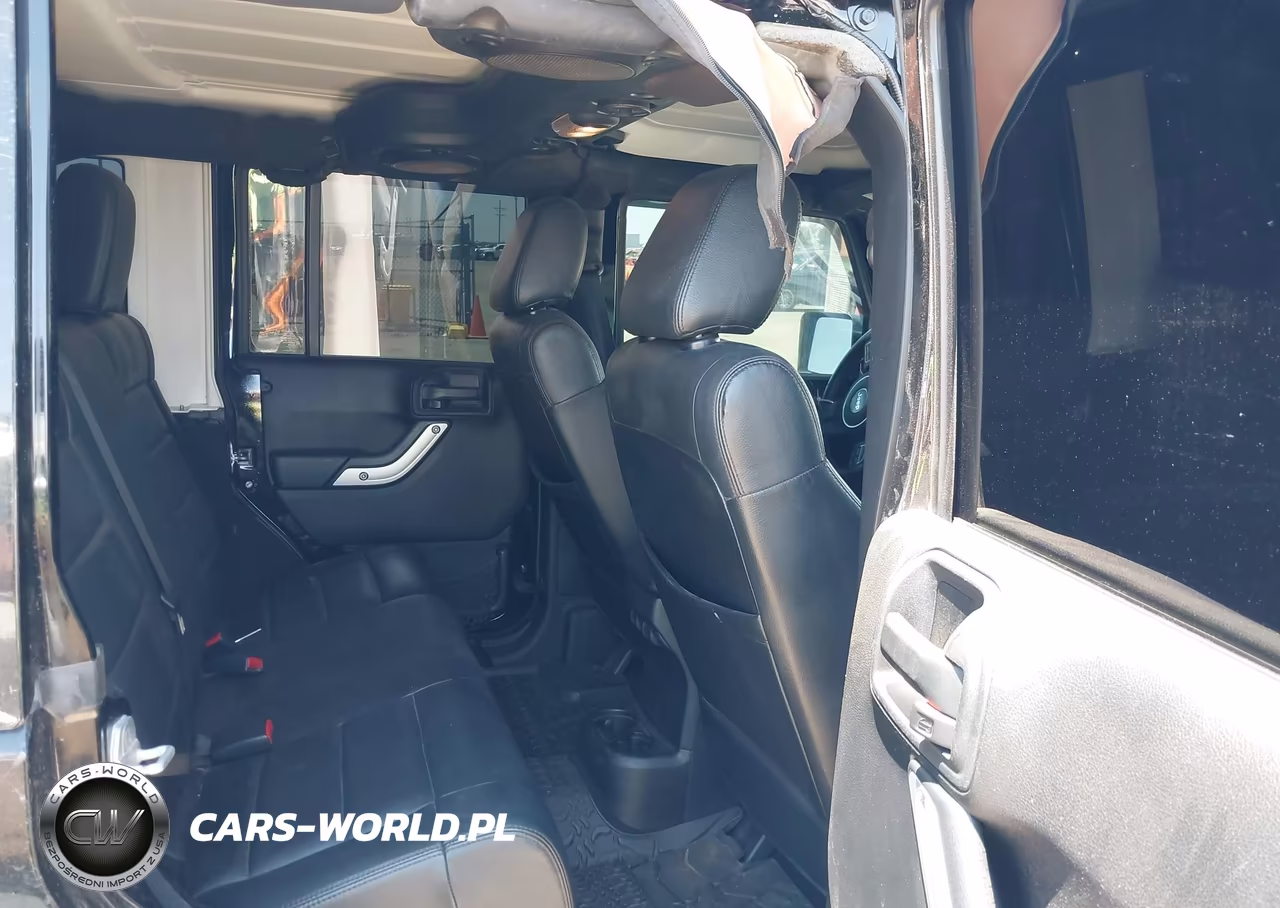 2012 Jeep Wrangler Unlimited Rubicon VIN:1C4BJWFG3CL167713 - 8
