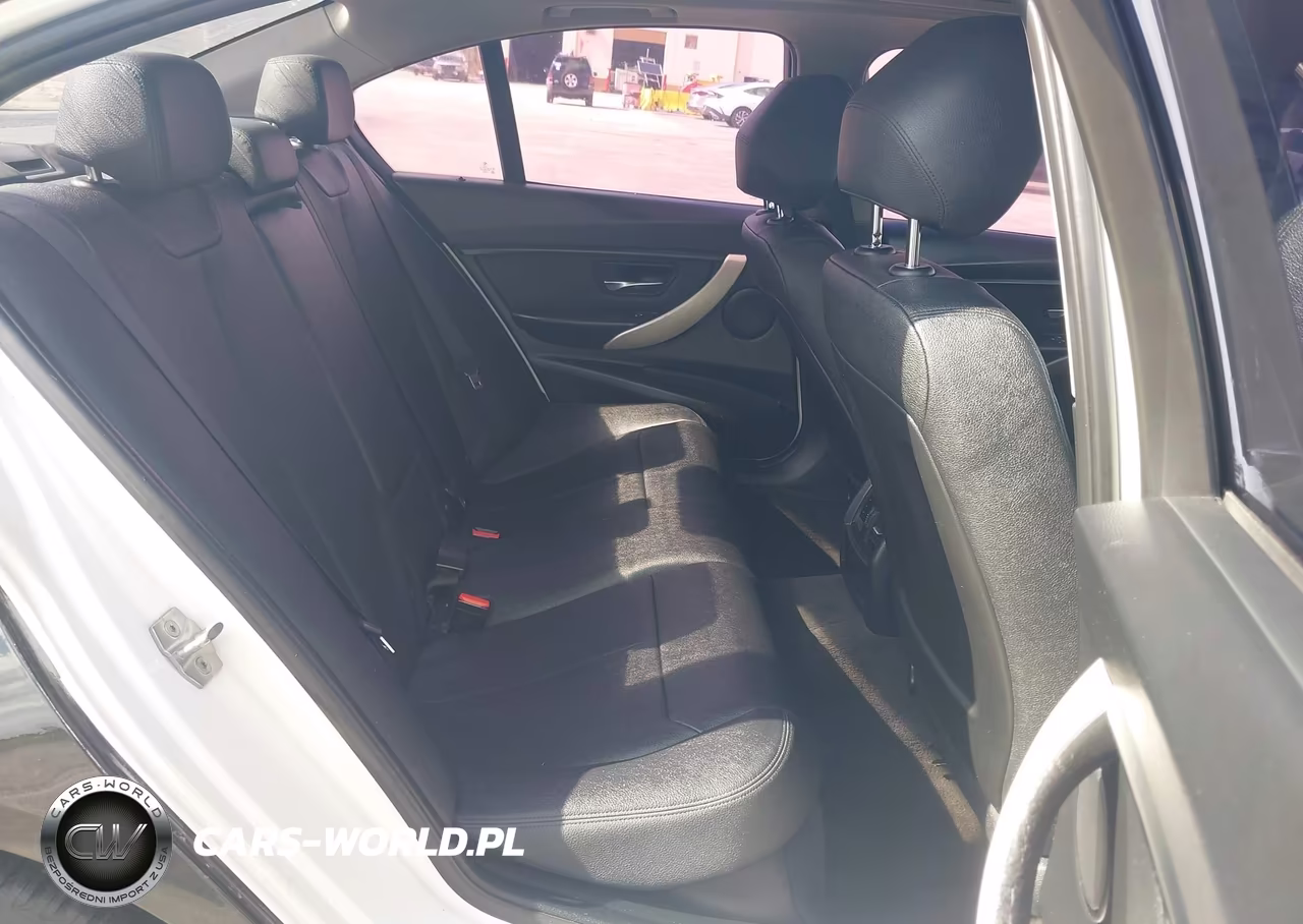2017 BMW 320I VIN:WBA8A9C32HAC99846 - 8