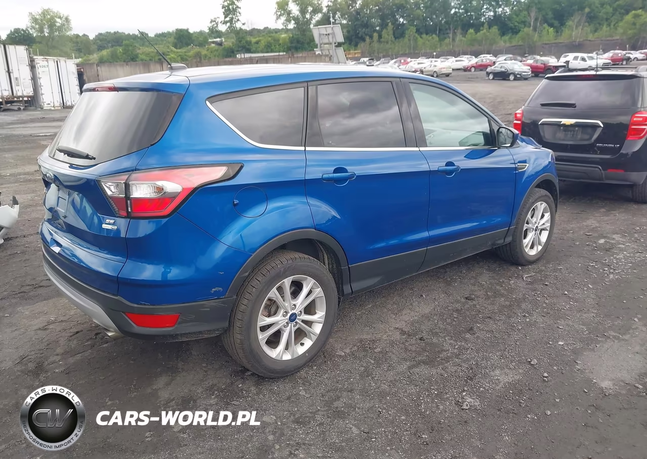 2017 Ford Escape Se VIN:1FMCU9GD0HUD90712 - 4