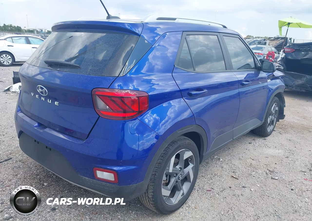 2025 Hyundai Venue Sel VIN:KMHRC8A33SU376558 - 4