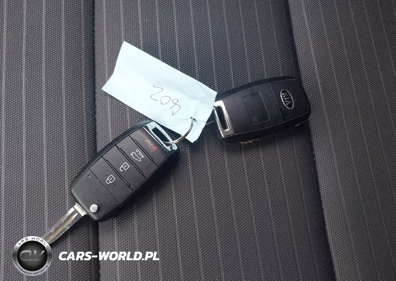 2018 Kia Forte Lx VIN:3KPFL4A71JE242616 - 11