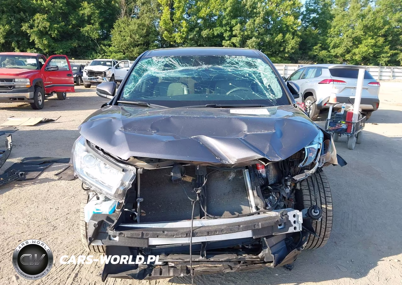 2019 Toyota Highlander Le VIN:5TDBZRFH1KS744738 - 13