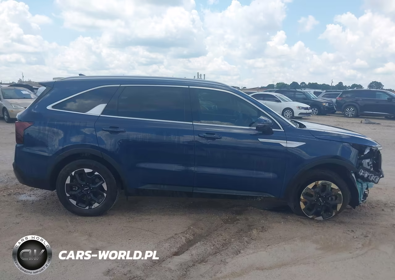 2025 Kia Sorento S VIN:5XYRL4JCXSG358587 - 13
