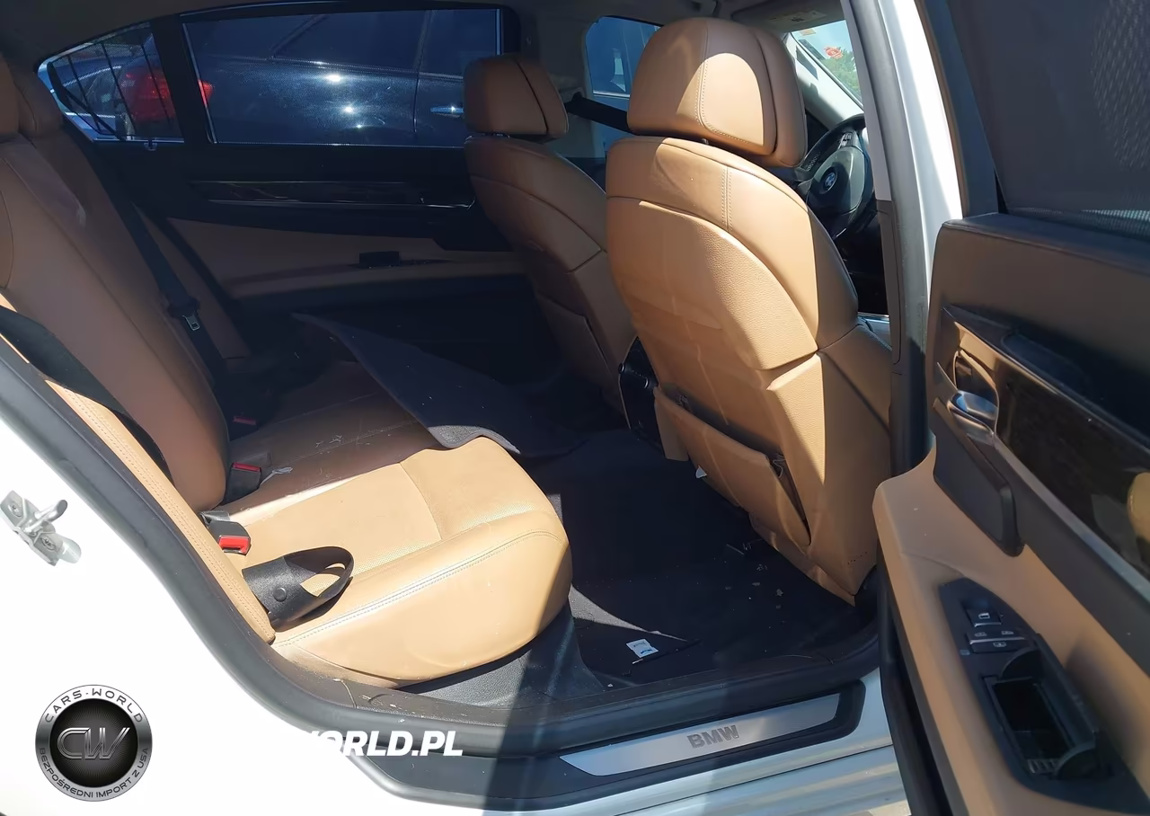 2012 BMW 750Li VIN:WBAKB8C50CDX20417 - 8