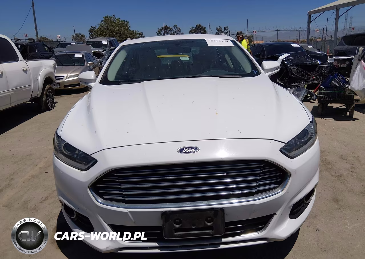 2016 Ford Fusion Energi Titanium VIN:3FA6P0SUXGR144712 - 12