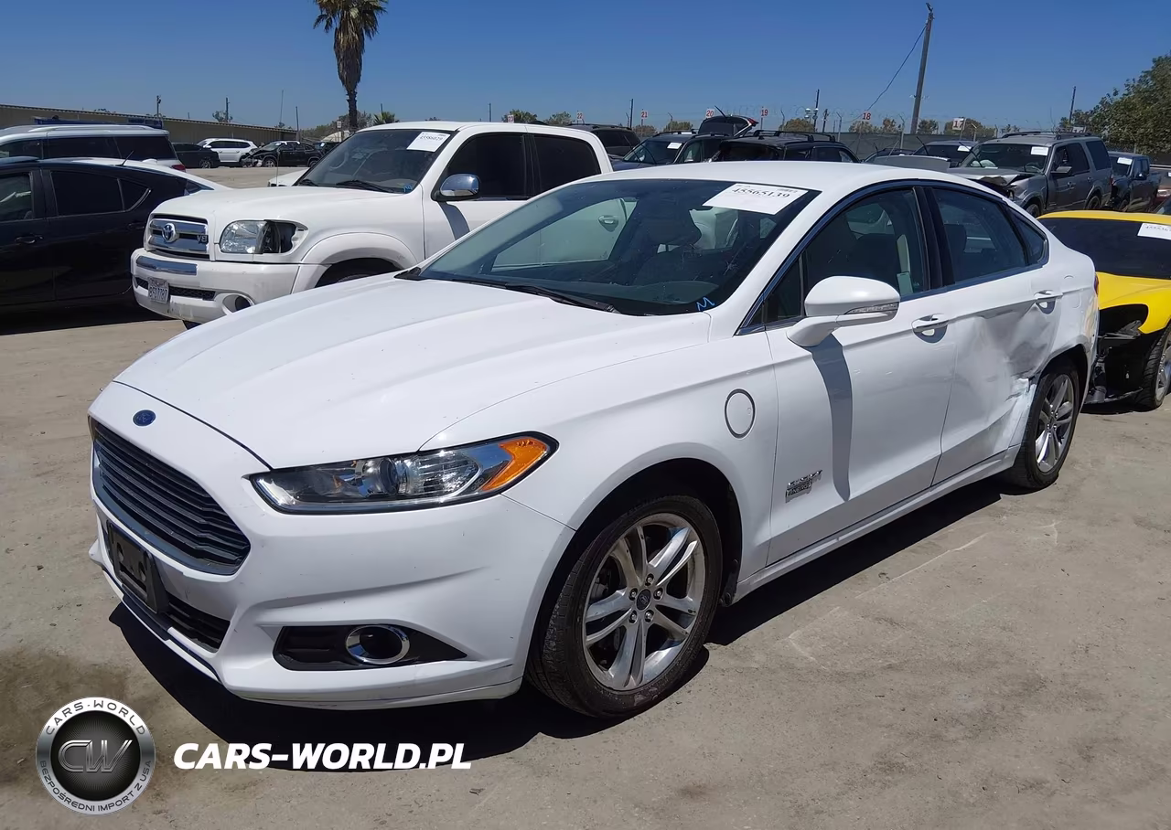 2016 Ford Fusion Energi Titanium VIN:3FA6P0SUXGR144712 - 2