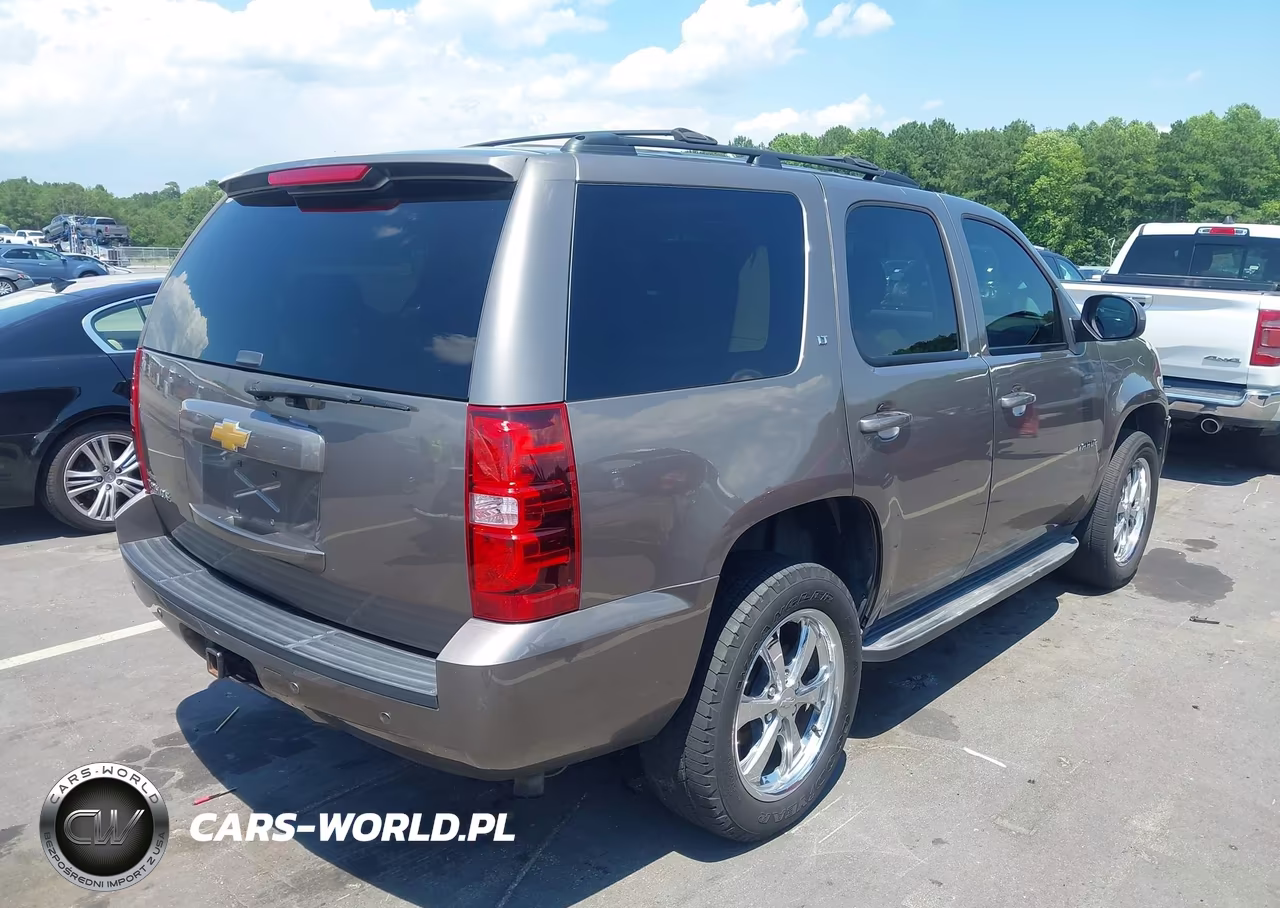 2013 Chevrolet Tahoe Lt VIN:1GNSKBE03DR133383 - 4