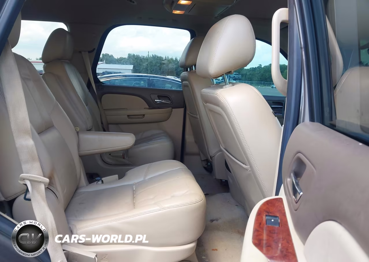 2013 Chevrolet Tahoe Lt VIN:1GNSKBE03DR133383 - 8