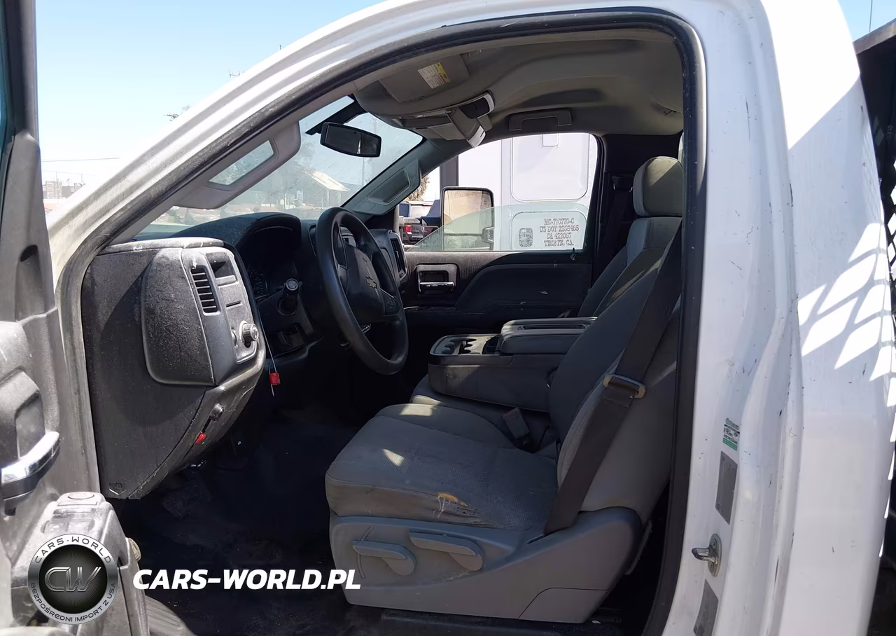 2018 Chevrolet Silverado 3500Hd Chassis Wt VIN:1GB3CYCY7JF245787 - 5