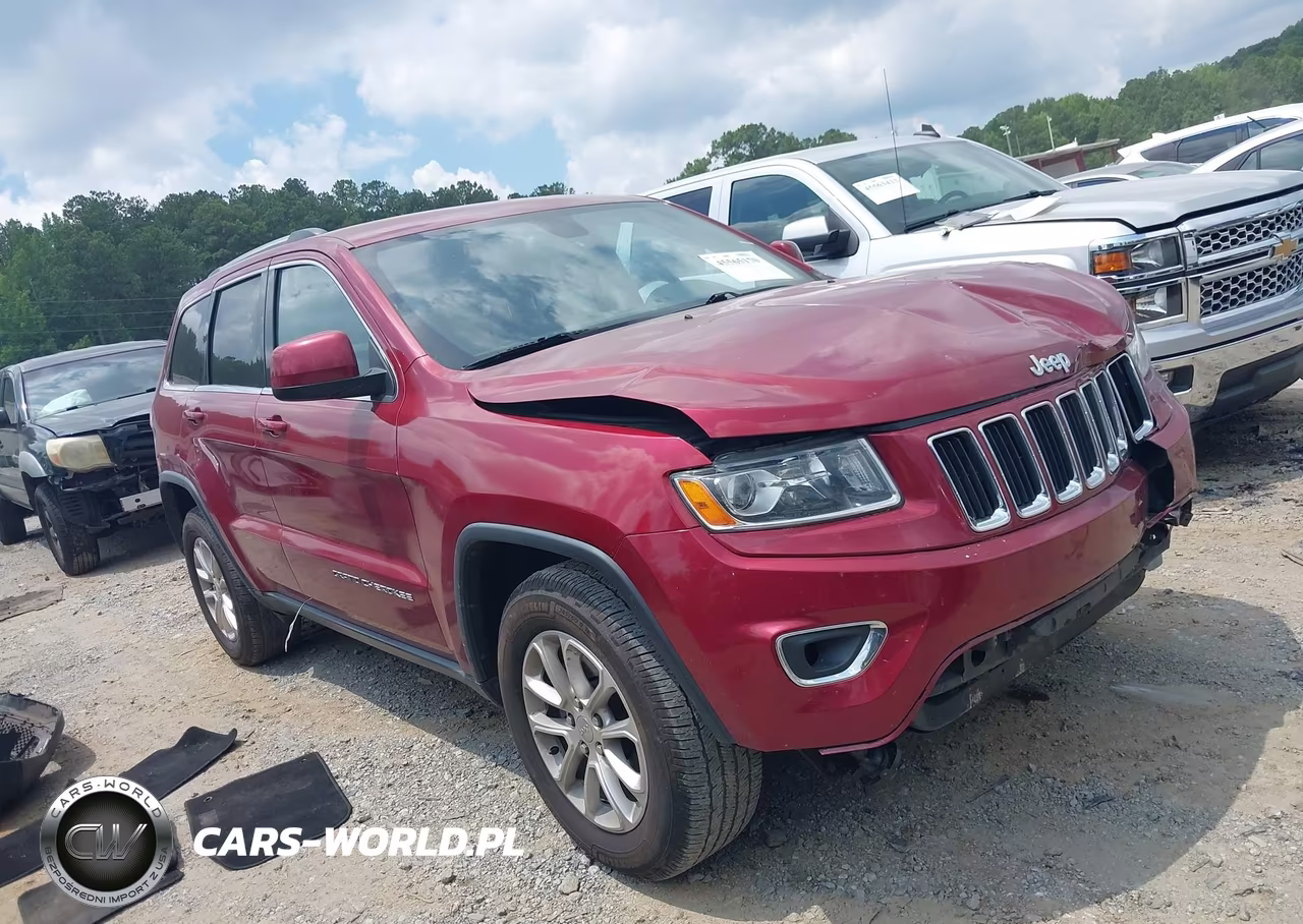 2015 Jeep Grand Cherokee Laredo VIN:1C4RJEAG3FC614738 - 13