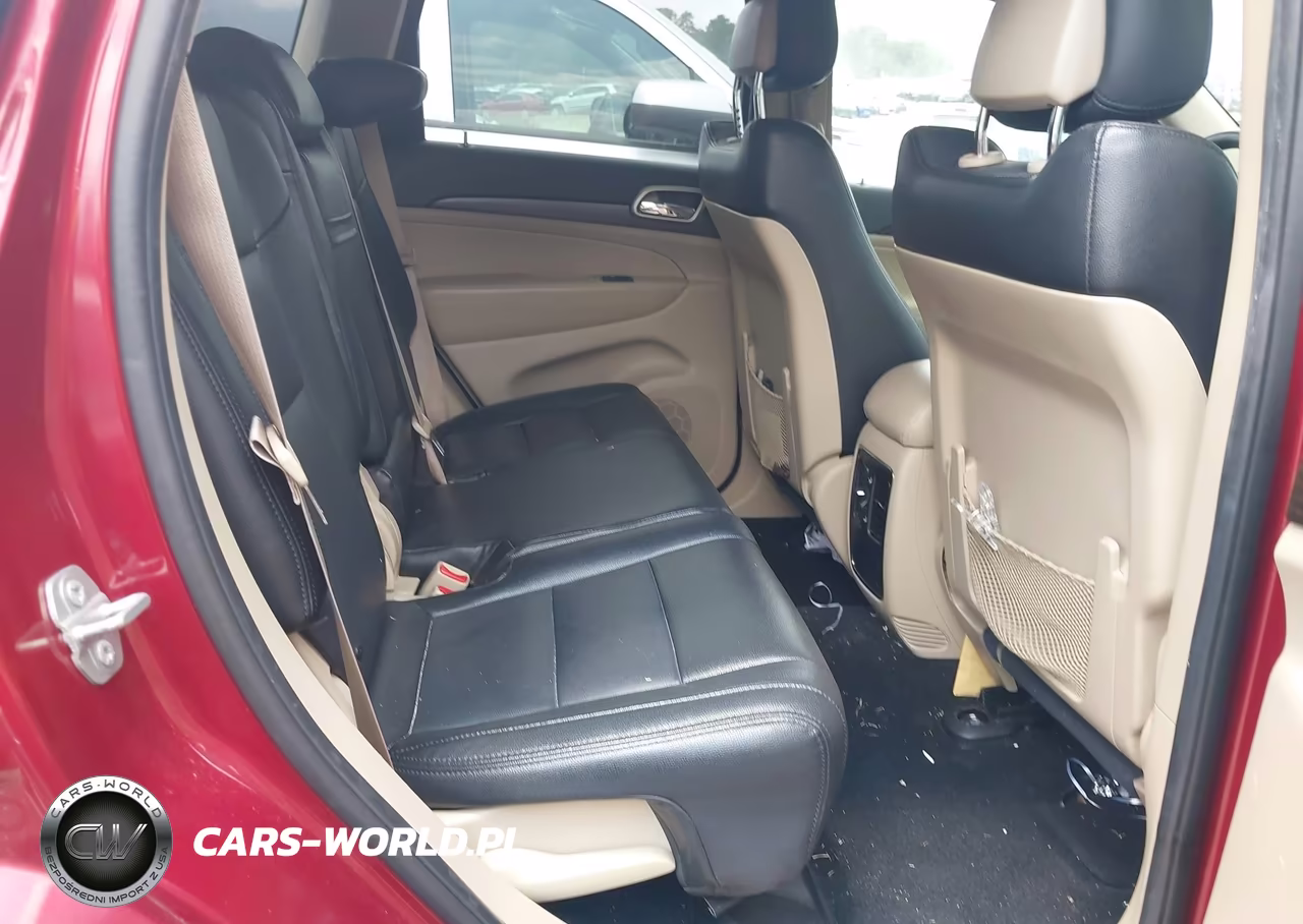 2015 Jeep Grand Cherokee Laredo VIN:1C4RJEAG3FC614738 - 8