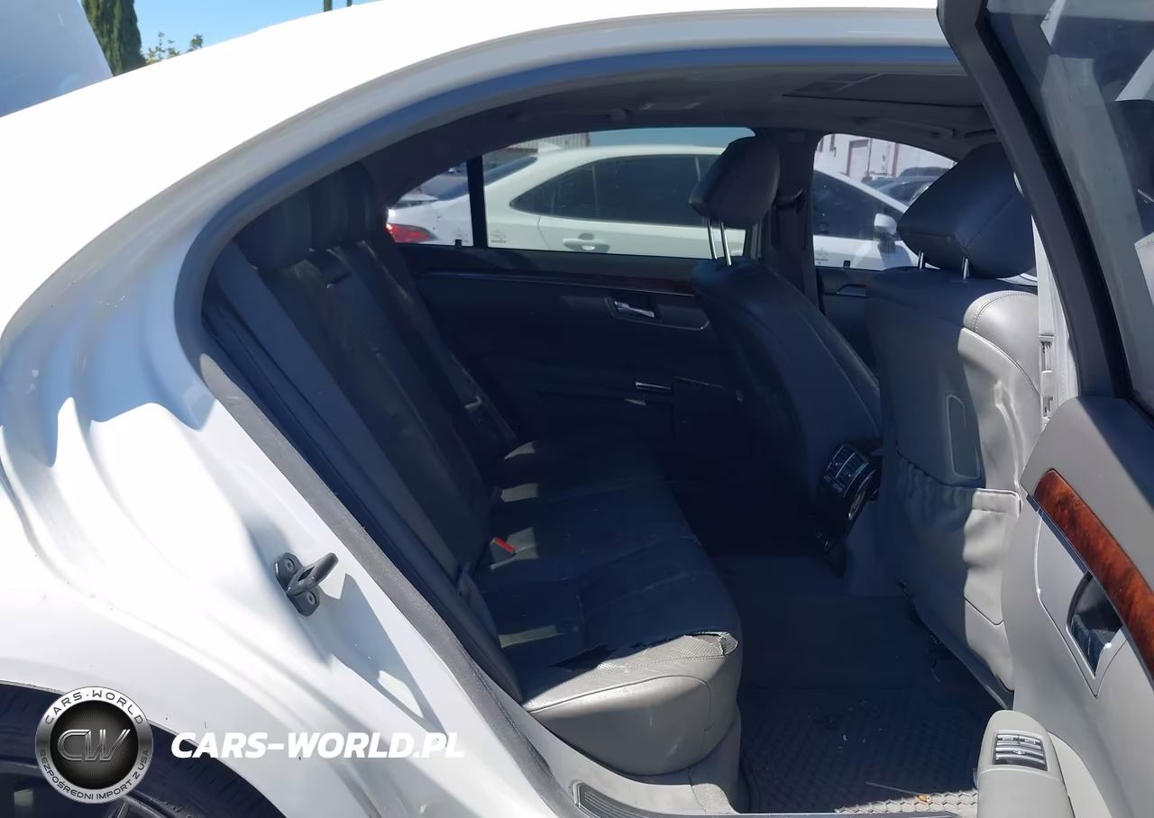 2007 Mercedes-Benz S 550 VIN:WDDNG71X27A067165 - 8
