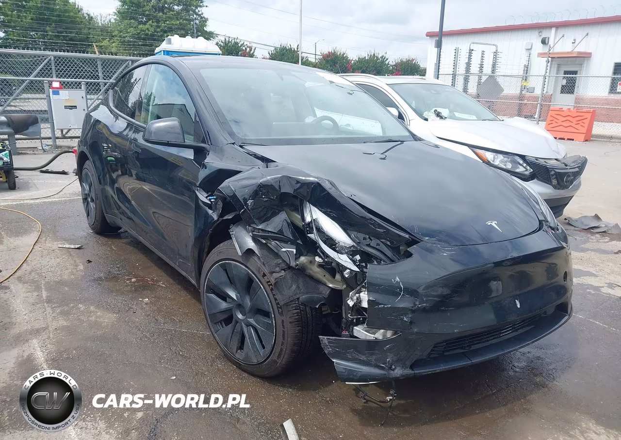 2025 Tesla Model Y Long Range Dual Motor Rear-Wheel Drive
