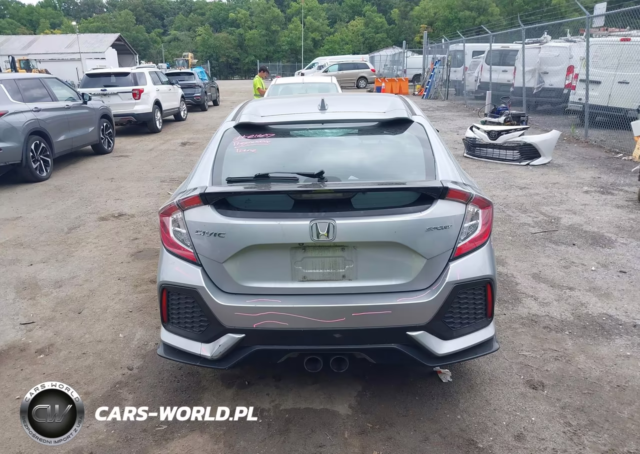 2018 Honda Civic Sport VIN:SHHFK7H49JU412245 - 17