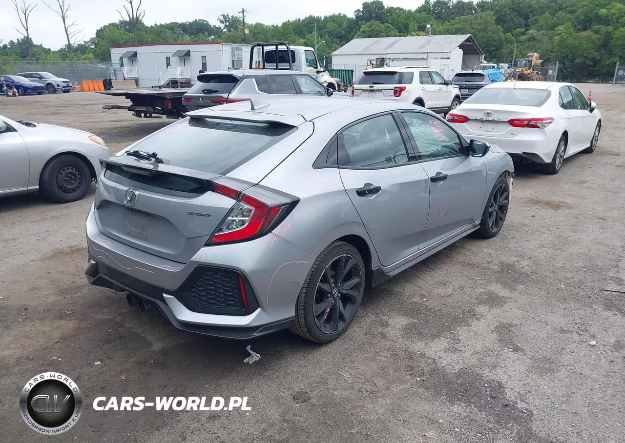 2018 Honda Civic Sport VIN:SHHFK7H49JU412245 - 4