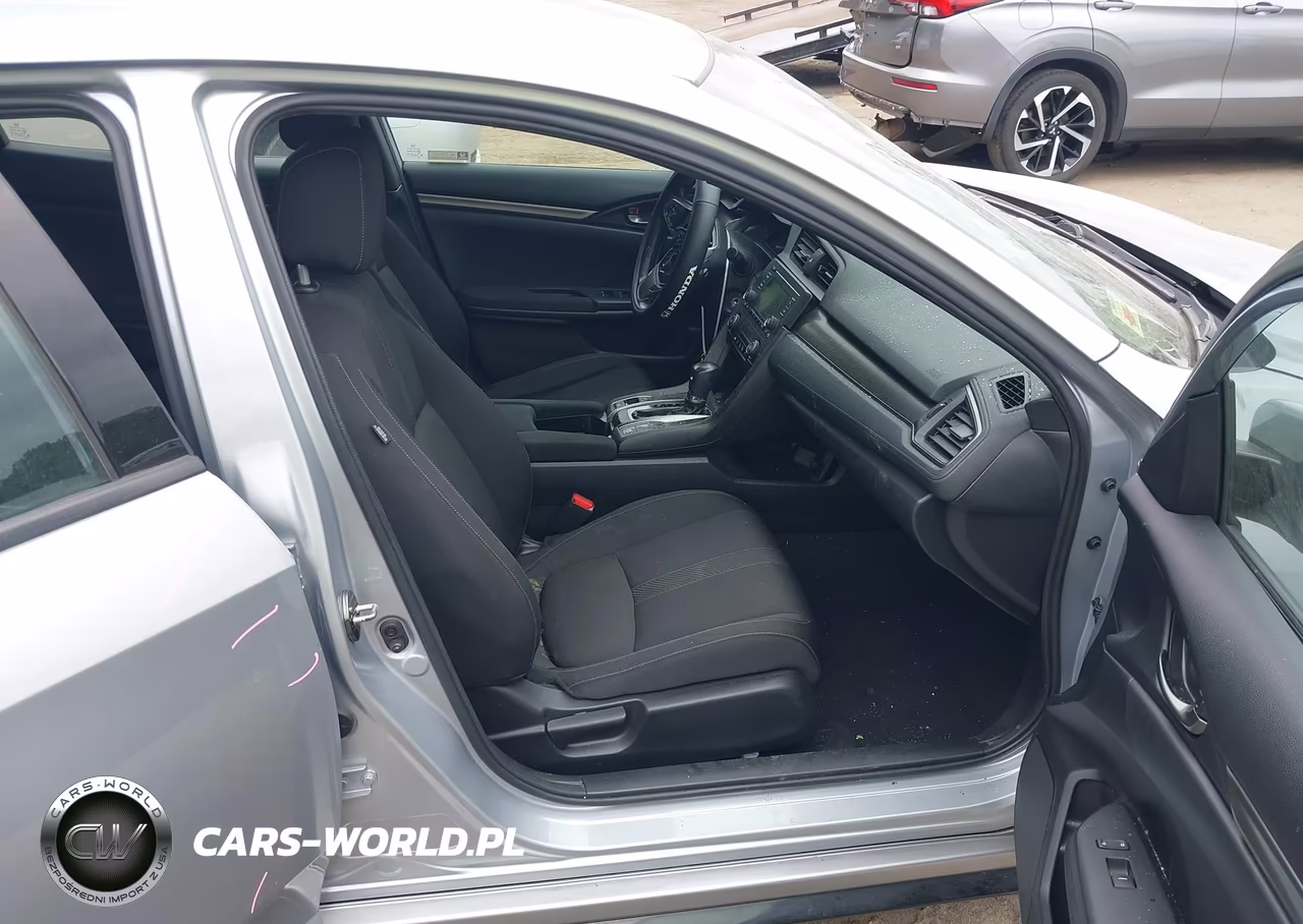 2018 Honda Civic Sport VIN:SHHFK7H49JU412245 - 5