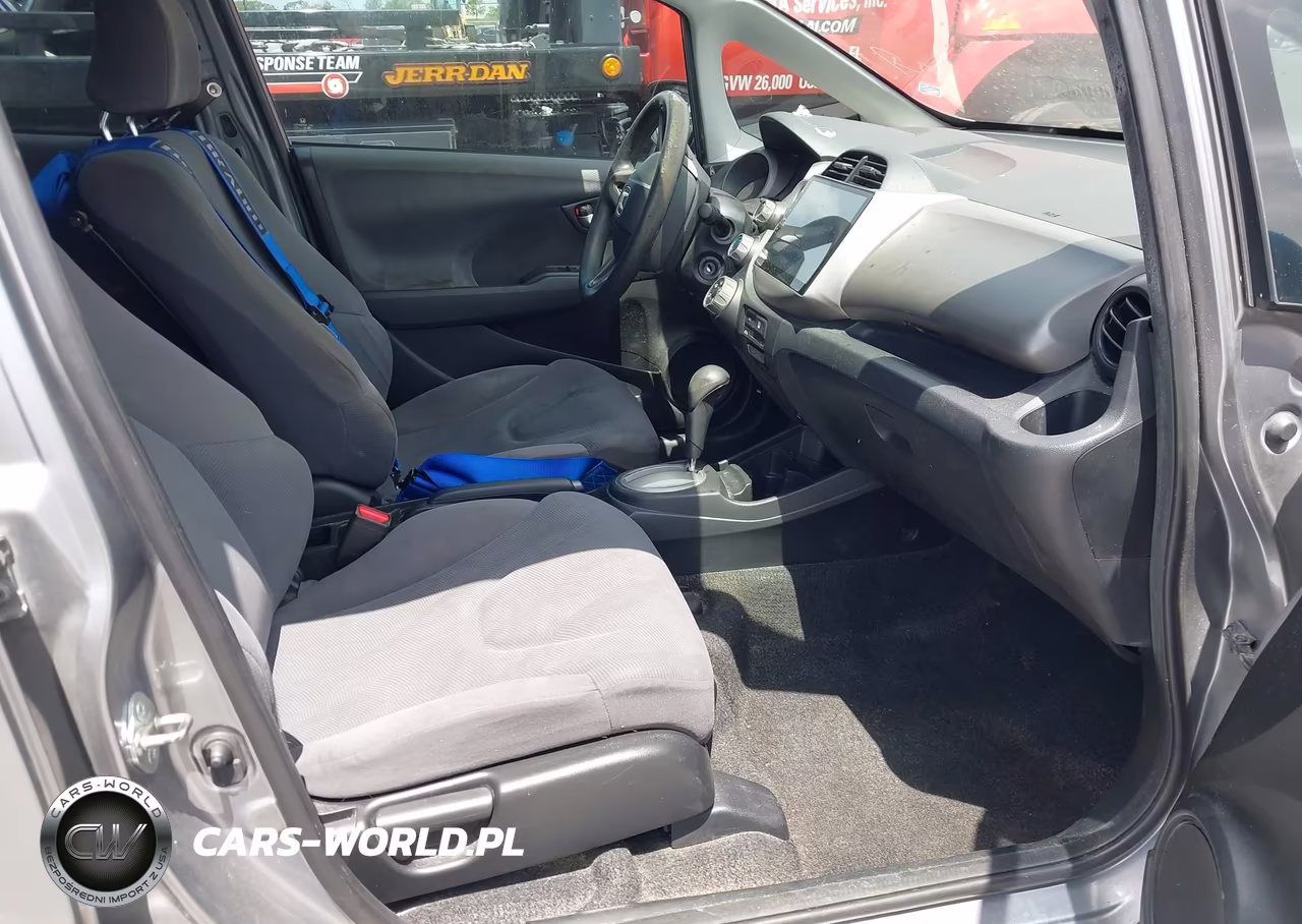 2009 Honda Fit VIN:JHMGE88269S022394 - 5