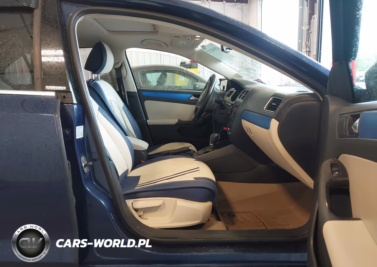 2011 Volkswagen Jetta 2.5L Sel VIN:3VWLZ7AJ4BM111909 - 5