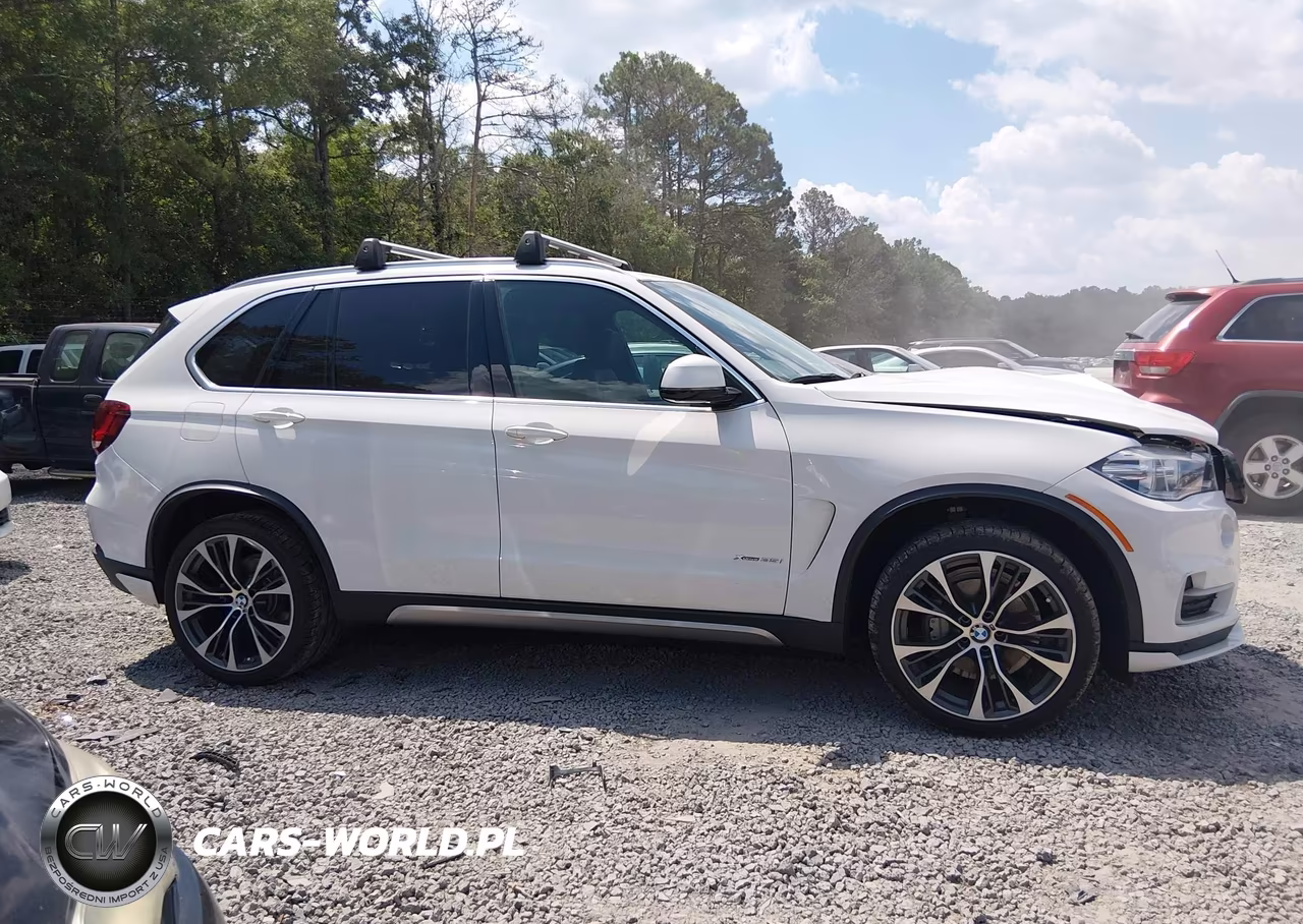 2017 BMW X5 xDrive35I VIN:5UXKR0C31H0X81402 - 14