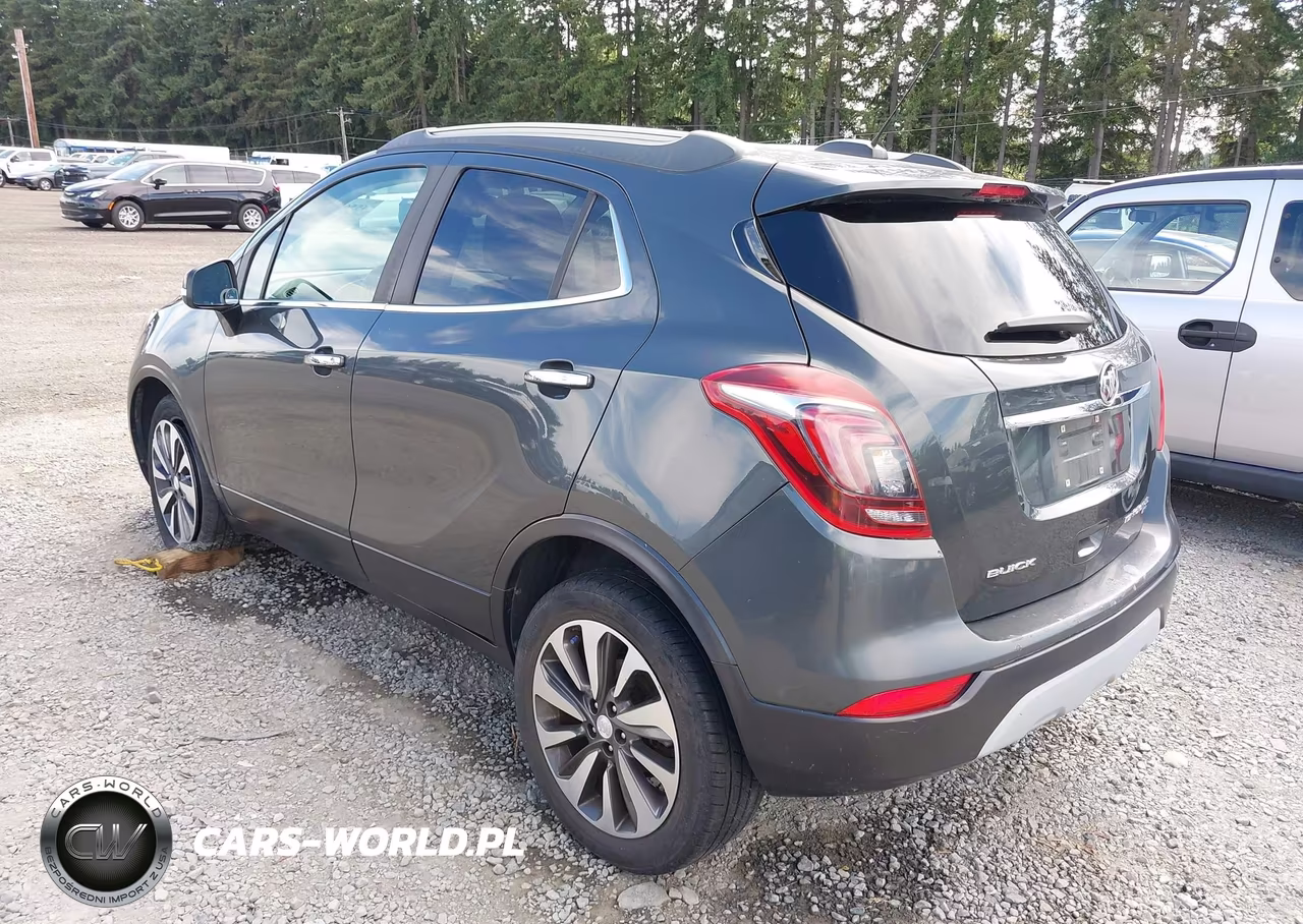 2018 Buick Encore Essence VIN:KL4CJGSB6JB581053 - 3