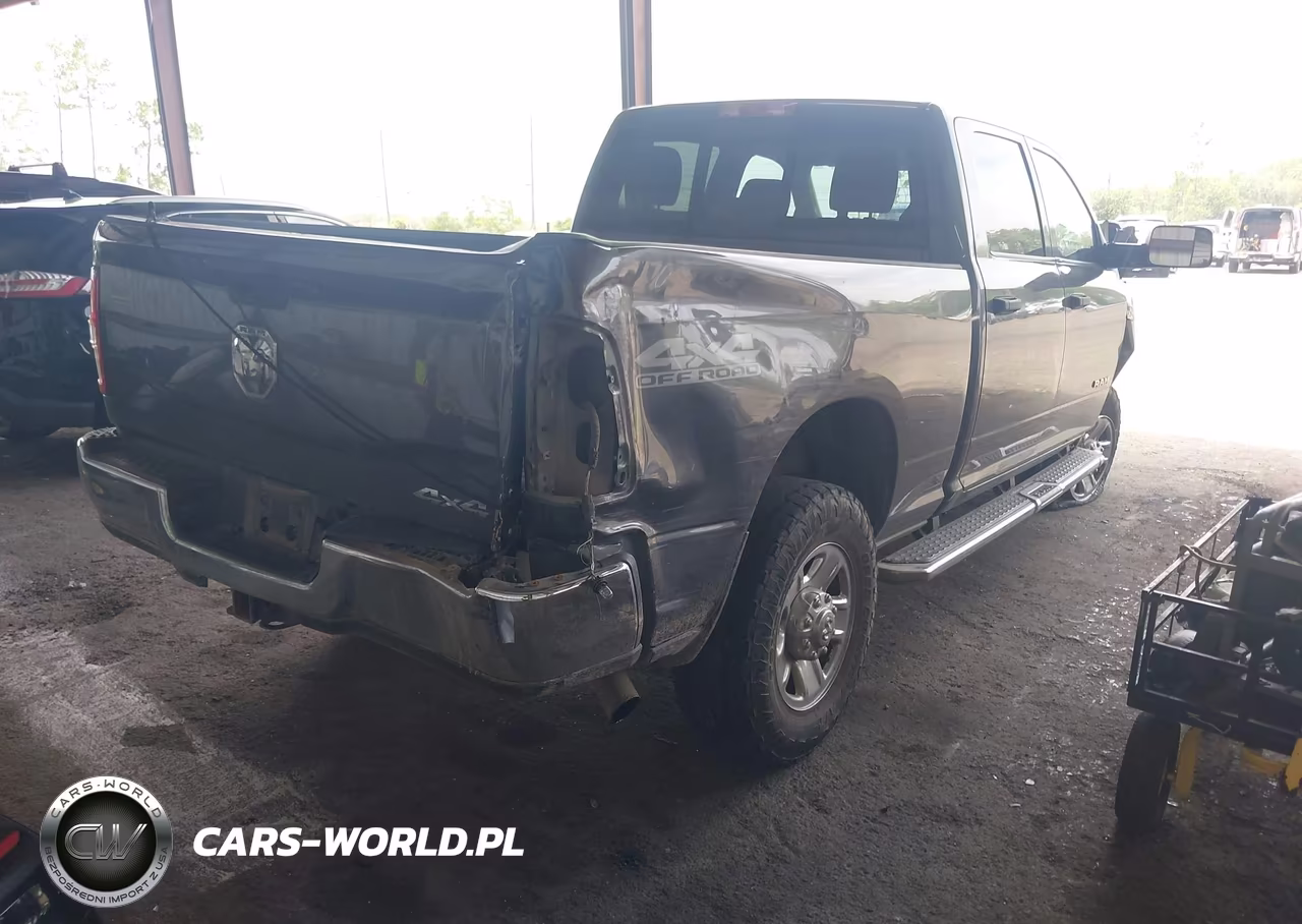 2020 Ram 2500 Tradesman 4X4 6'4 Box VIN:3C6UR5CJ0LG101099 - 4
